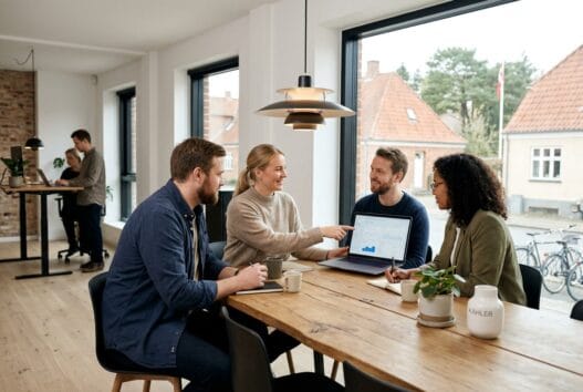 Webbureau i Gadevang med danske medarbejdere, der arbejder med design, kode og digitale dashboards